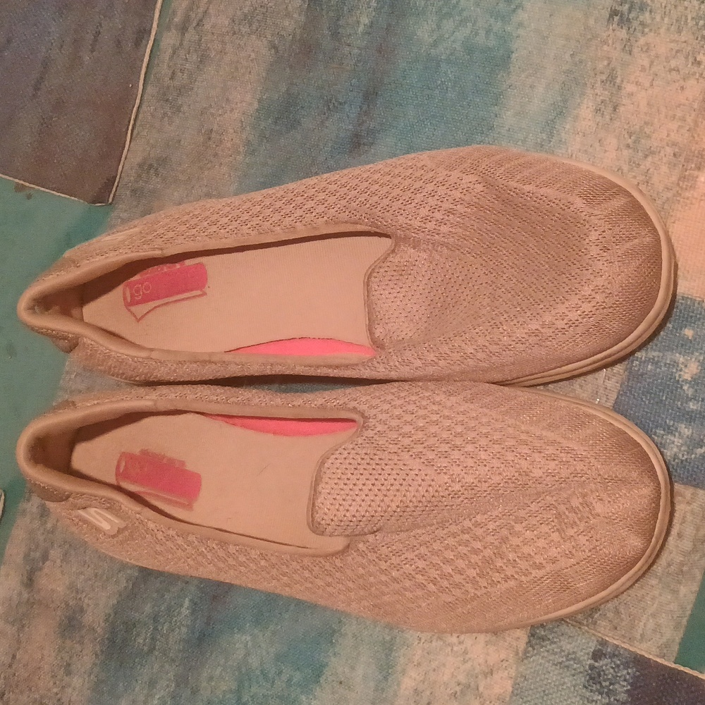 Casual sketcher shoes